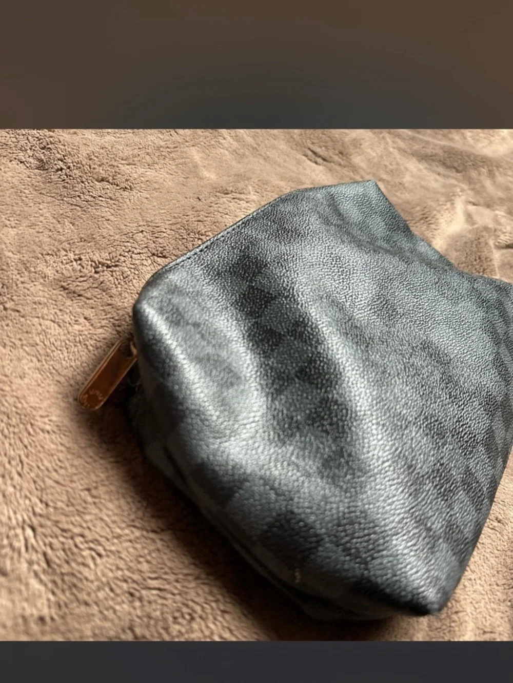 Louis Vuitton Black and Gray Checkered Toiletry Pouch - Picture 2 of 3